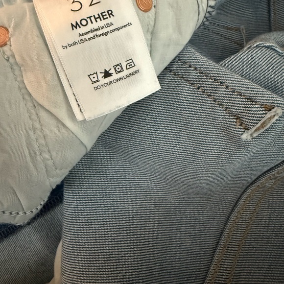 MOTHER Women's Straight Leg Blue Jeans - Tomcat Ankle Jean in Layover. Size: 32” - Picture 5 of 9